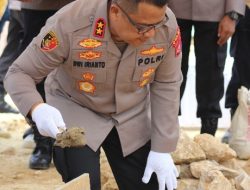 Kapolda Sultra Resmikan Pembangunan Masjid Al-Mu’minun dan Peletakan Batu Pertama Perumahan Bersubsidi Polri