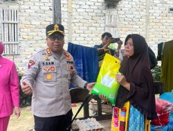 Polres Konawe Selatan Kunjungi Korban Bencana Angin Puting Beliung, Berikan Bantuan Sembako
