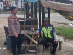 *Satgas Preemtif Polda Sultra Gelar Penyuluhan Premanisme dan Pungli di Area Parkir MGM Baruga Kendari*