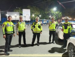 *Ditlantas Polda Sultra Gelar Patroli Malam Minggu, Cegah Balap Liar dan Tegakkan Kamseltibcarlantas di Kota Kendari*